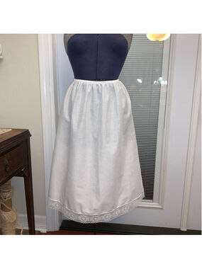 Women's Wonder Maid White Fine Lingerie Slip M